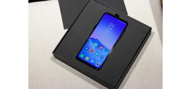 不管品牌，看看手機(jī)。相比華為手機(jī)，誰(shuí)更香？