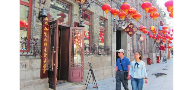創(chuàng)建4A級(jí)景區(qū)，打造文化旅游新品牌——道外區(qū)，大力推進(jìn)中國(guó)巴洛克歷史文化街區(qū)建設(shè)